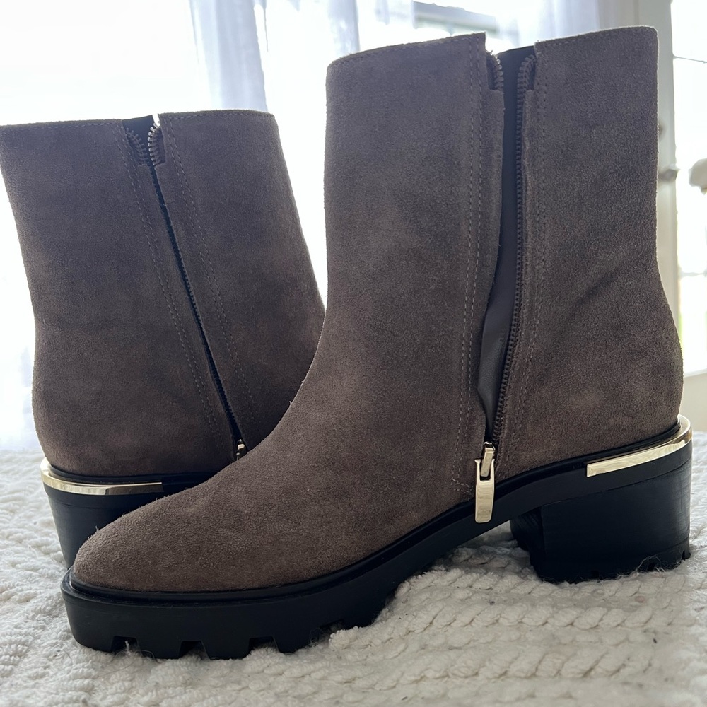 NINE WEST - Women's Suede Ankle Boots - Brown